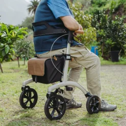 Rollator Saljol Allround AR54 volledige uitrusting